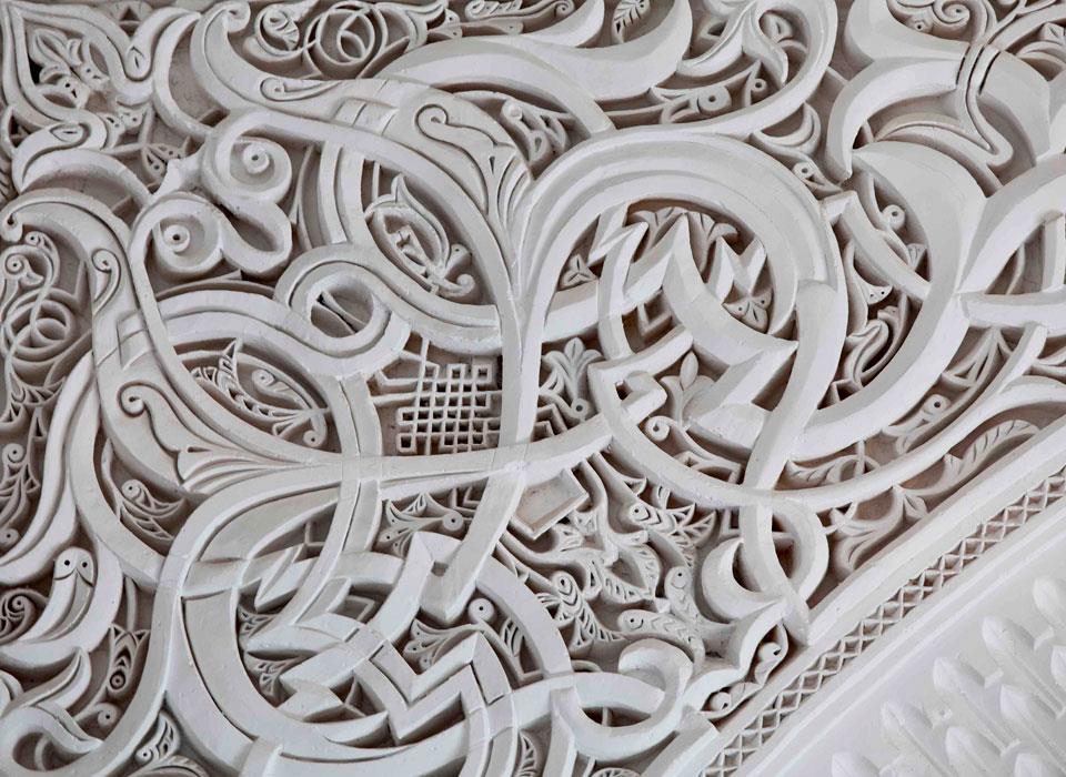 plafonds en plâtre marocain